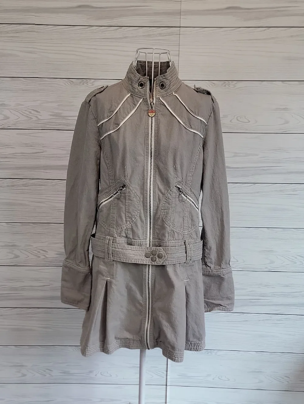 Basic House Hendrix Lightweight Grey Utility Jacket with Belt Womens Size M